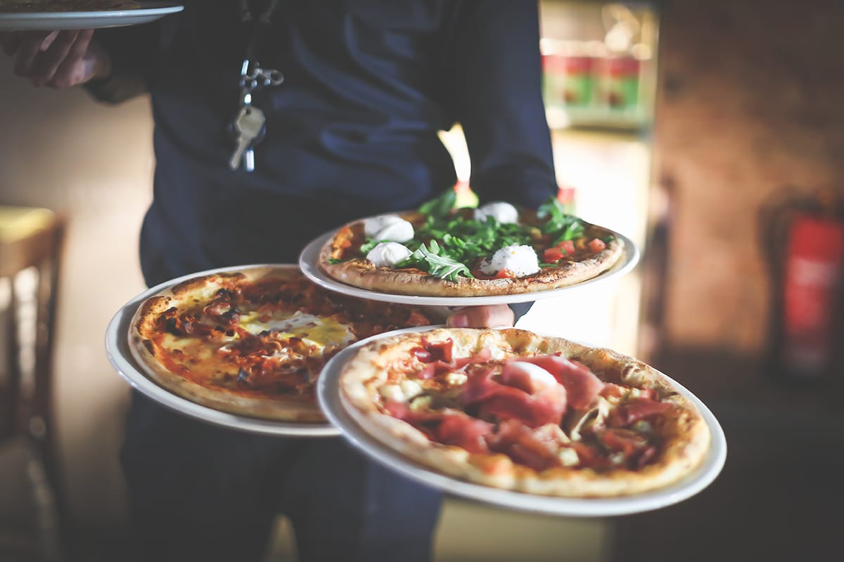 Pizzeria Piccola Essen & Trinken • in Köln Ehrenfeld • Nippes