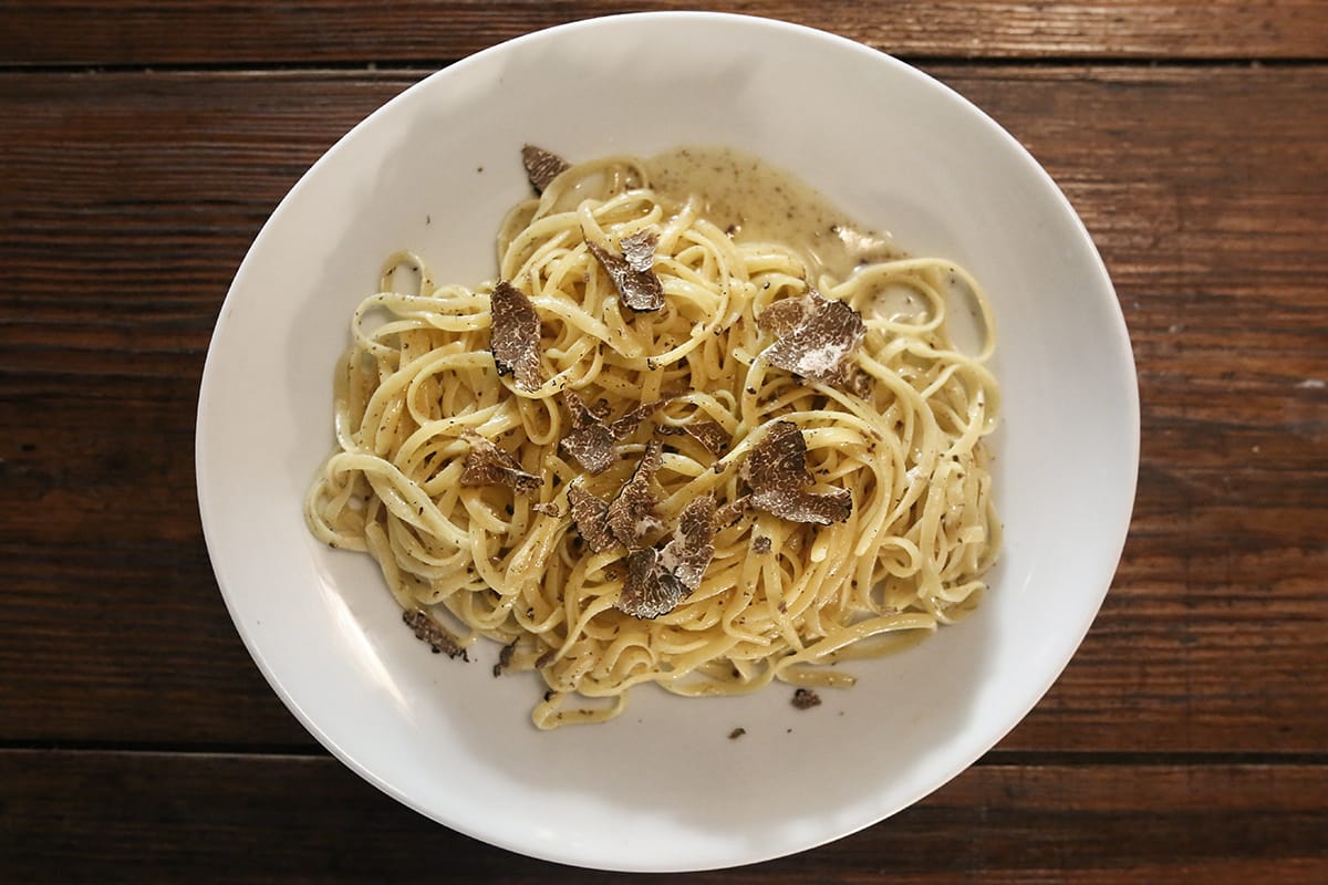 Pizzeria Piccola Essen & Trinken • in Köln Ehrenfeld • Nippes